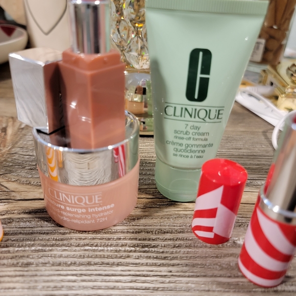 Clinique lot - Picture 2 of 4
